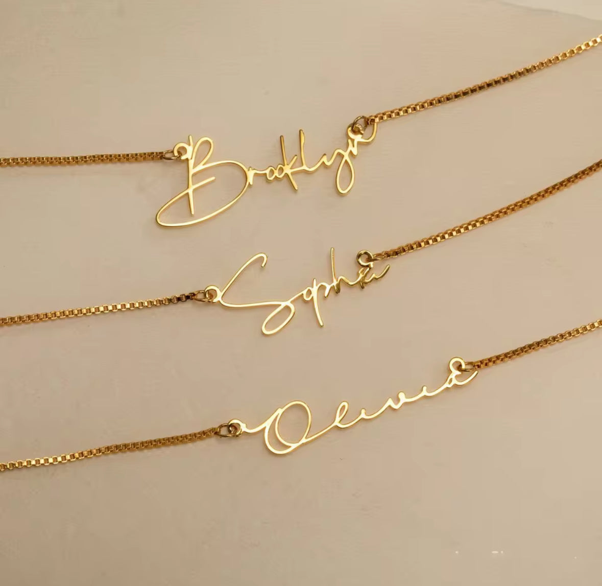PERSONALIZED NECKLACE