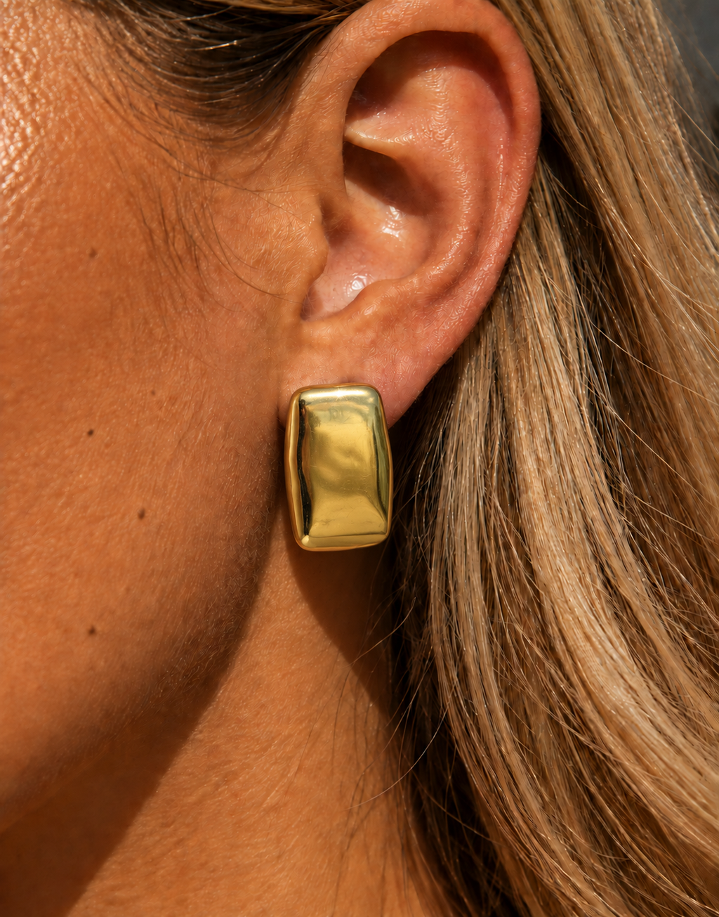 AUREA Rechteckohrringe Gold