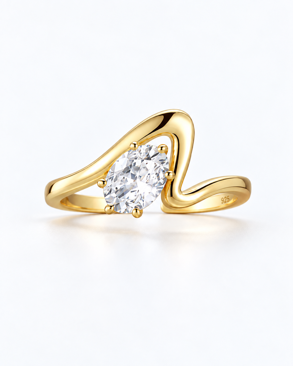 ÉCLAT Ring aus 925 Sterlingsilber mit ovalem Zirkonia
